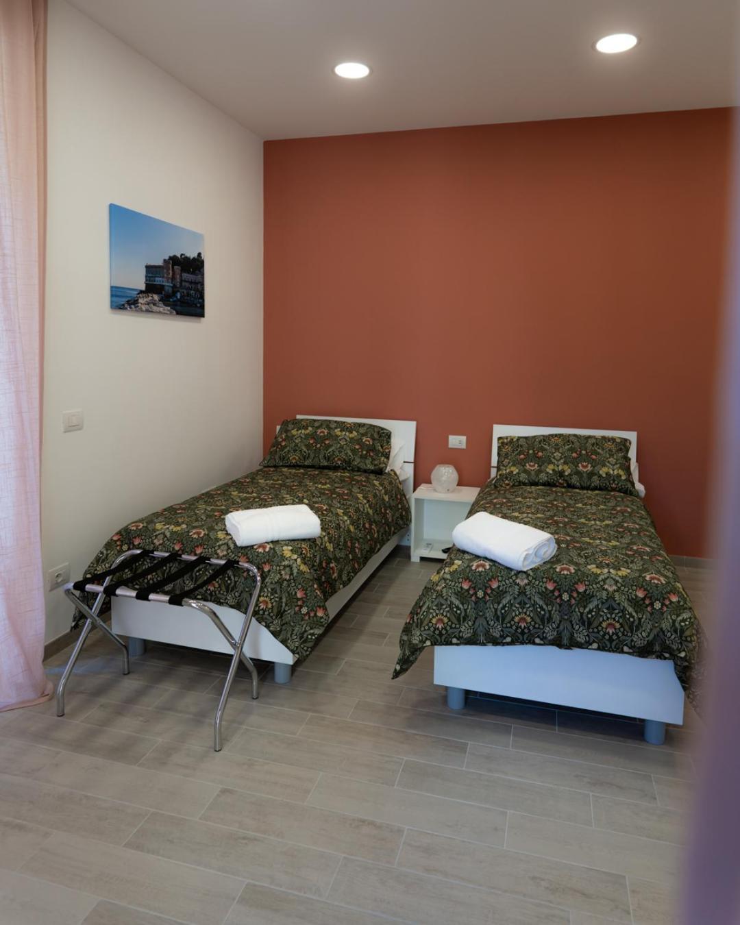 Dimora Cavour Hotel เนเปิลส์ ห้อง รูปภาพ