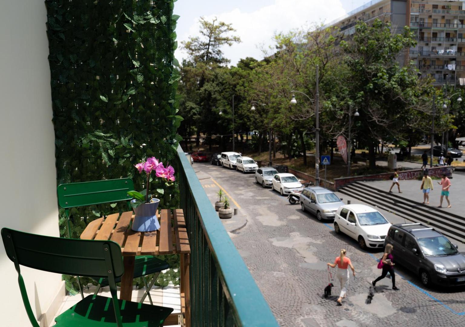 Dimora Cavour Hotel เนเปิลส์ ภายนอก รูปภาพ